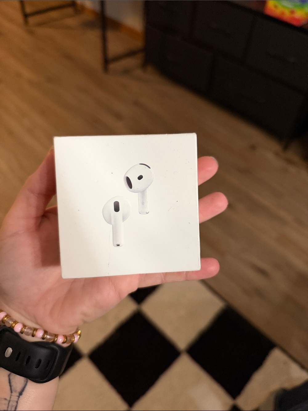 Wireless True Wireless Earbuds - White Apple AirPods 4 with noise cancellation